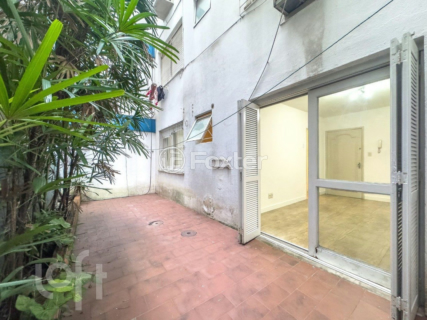 Image 3 - 890909