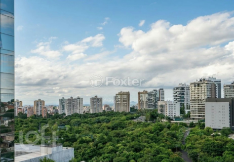 Image 12 - 890917