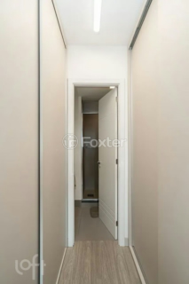 Image 9 - 890917