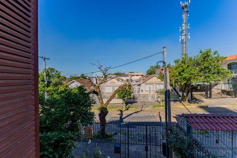 Image 37 - 891015