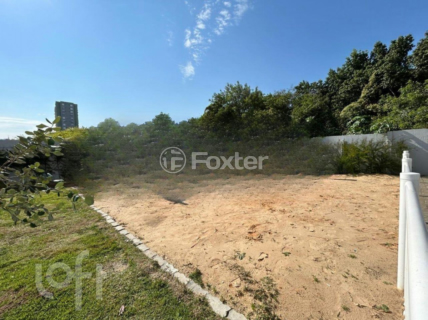 Image 7 - 891052