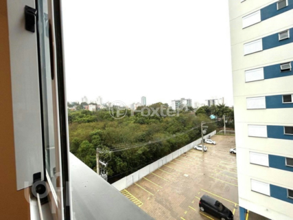 Image 19 - 891052