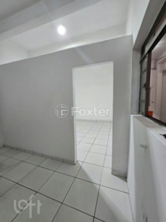 Image 10 - 891074