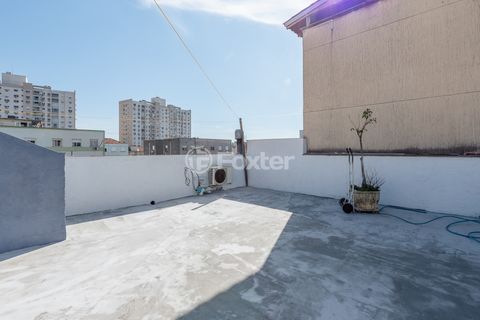 Image 24 - 891077