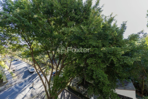 Image 9 - 891199