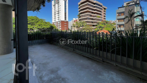 Image 7 - 891202