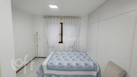 Image 7 - 891271