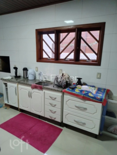 Image 12 - 891630