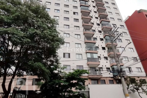 Image 17 - 891635