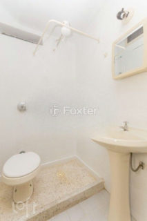 Image 6 - 891729