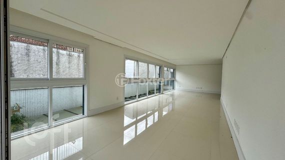 Image 3 - 891737