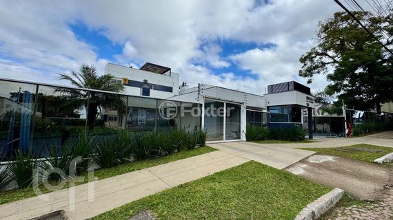 Image 1 - 891737