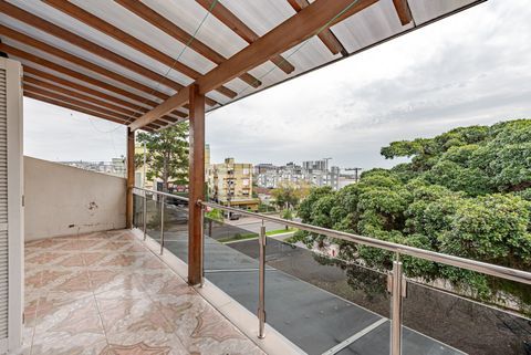 Image 3 - 891838