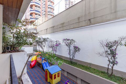 Image 42 - 891885
