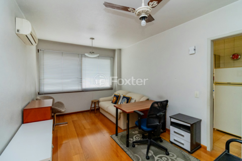 Image 7 - 891896