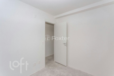 Image 4 - 891985