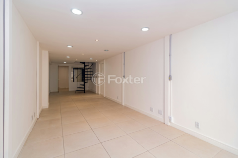 Image 7 - 892214