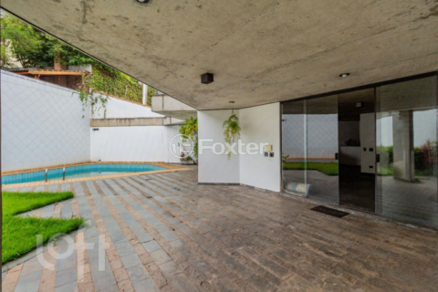 Image 63 - 892392