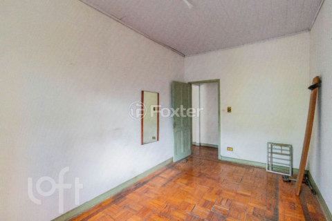 Image 7 - 892560
