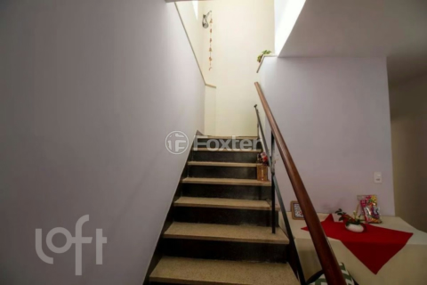 Image 31 - 892680