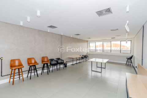 Image 33 - 892696