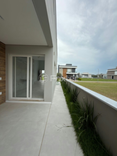 Image 21 - 892806