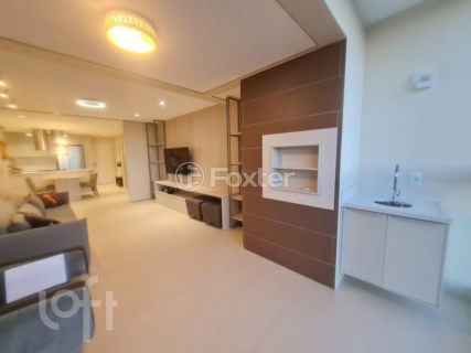 Image 7 - 892855