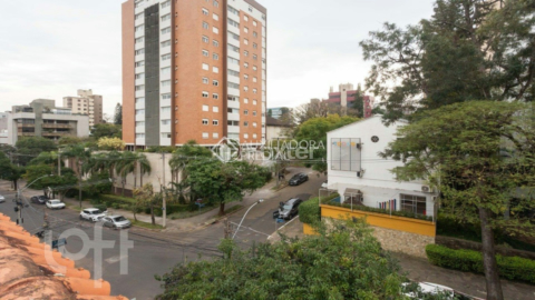 Image 29 - 893036