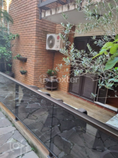 Image 7 - 893320