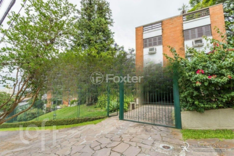 Image 8 - 893320