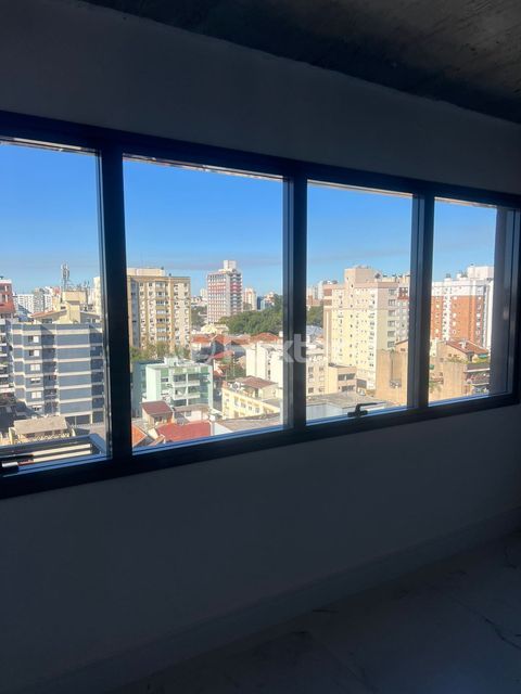 Image 3 - 893363