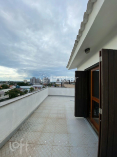 Image 12 - 893385