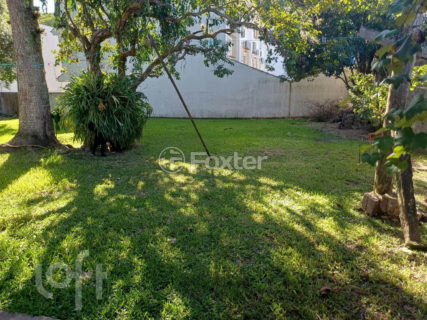 Image 3 - 893467