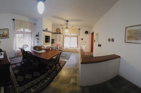 Image 4 - 893578