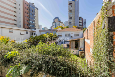 Image 6 - 893590