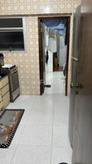Image 17 - 893648