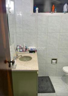 Image 8 - 893648