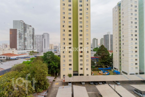Image 11 - 893802