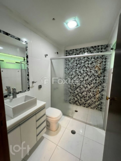 Image 8 - 893823