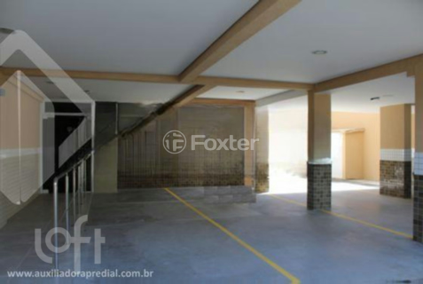 Image 9 - 893830