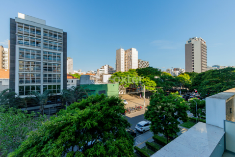 Image 3 - 893857