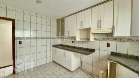 Image 21 - 893902