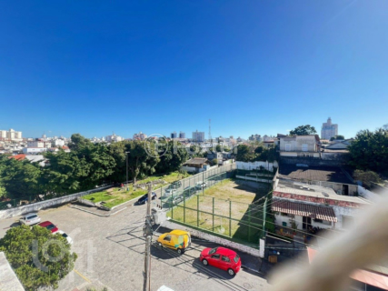 Image 6 - 893916