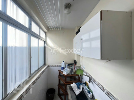 Image 14 - 893916