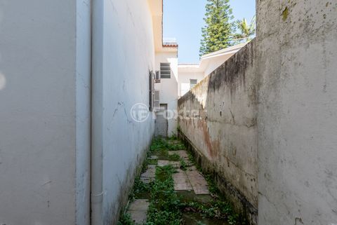 Image 22 - 893970