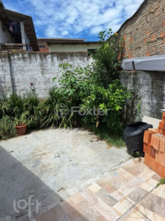 Image 7 - 894000