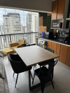 Image 7 - 894111