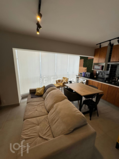 Image 3 - 894111