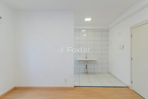 Image 4 - 894225