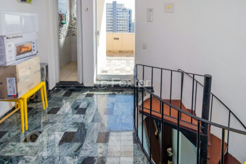 Image 7 - 894343